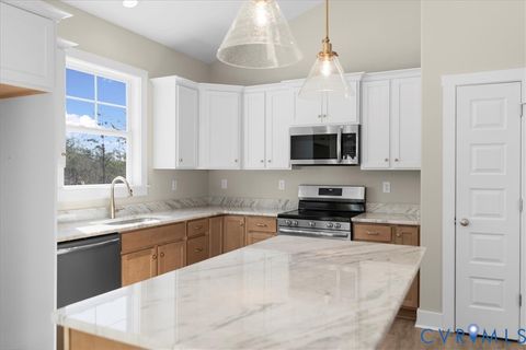 Tiny photo for 5386 Mountain Creek RD, Meherrin, VA 23942 (MLS # 2607823)