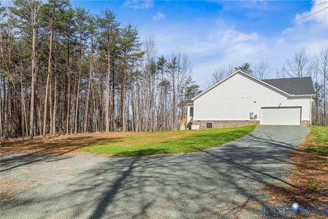 Tiny photo for 3141 Polecat Creek Lane, Scottsville, VA 24590 (MLS # 2607344)