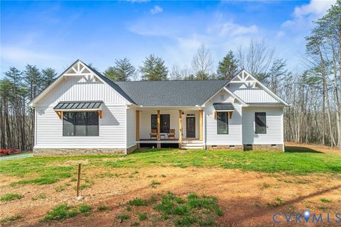 Photo of 3141 Polecat Creek Lane, Scottsville, VA 24590 (MLS # 2607344)
