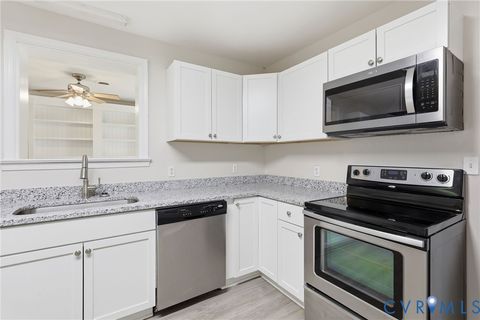 Tiny photo for 10152 Georgetown Road, Mechanicsville, VA 23116 (MLS # 2614170)