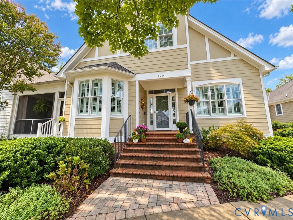 9044 Amberhill Loop