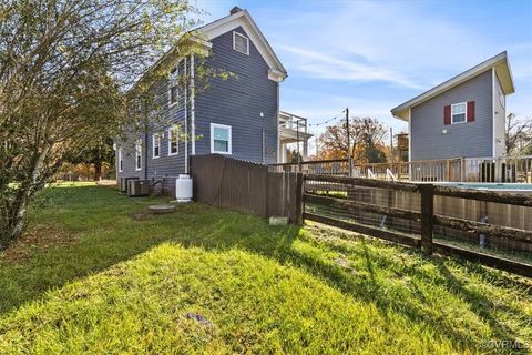 A home in New Canton