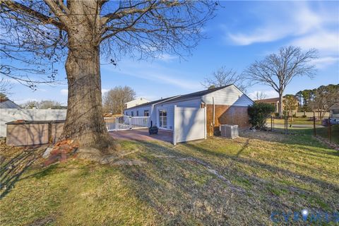 Tiny photo for 517 Windsor Gate Circle, Virginia Beach, VA 23452 (MLS # 2602464)