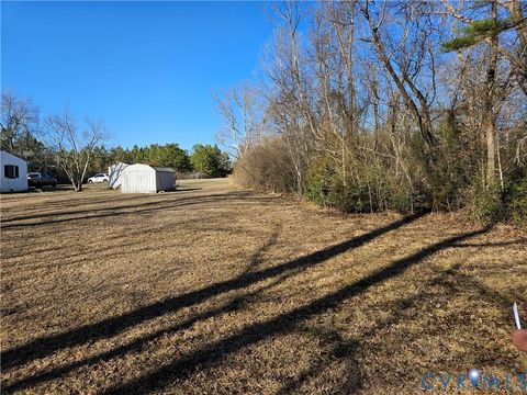 Tiny photo for 11489 Railroad Lane, Ruther Glen, VA 22546 (MLS # 2605003)