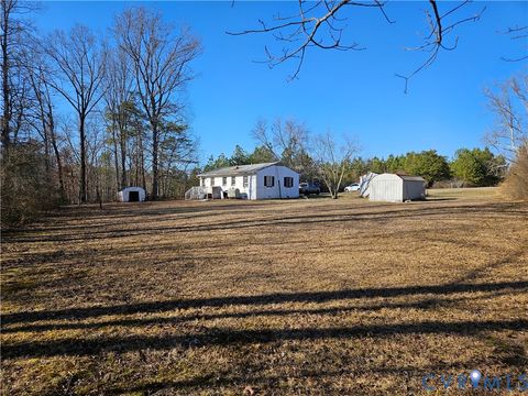 Photo of 11489 Railroad Lane, Ruther Glen, VA 22546 (MLS # 2605003)