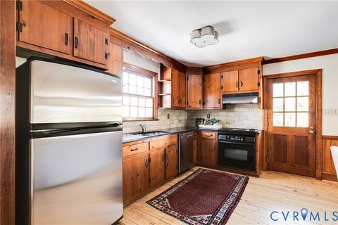 Tiny photo for 5502 Grove Avenue, Richmond, VA 23226 (MLS # 2603191)
