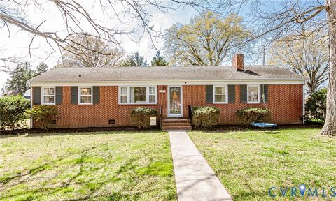 Photo of 1927 F Street, West Point, VA 23181 (MLS # 2607355)