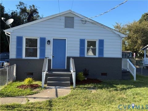Photo of 120 N New Avenue, Henrico, VA 23075 (MLS # 2628012)