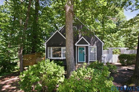 Photo of 13 Redbridge Terrace, North Chesterfield, VA 23236 (MLS # 2614908)