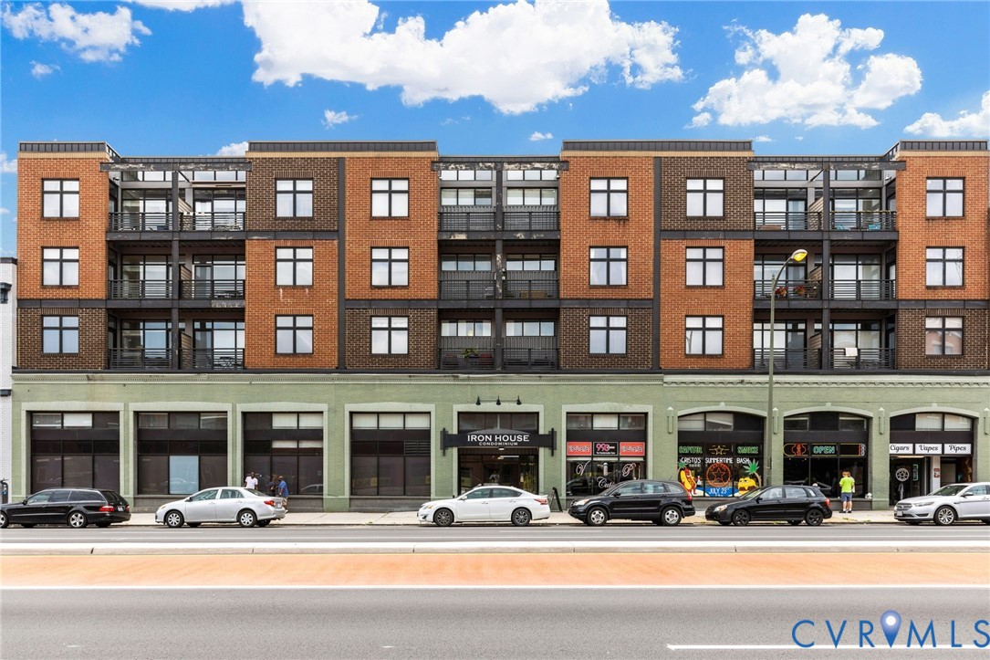 Photo 1 of 13 — 1333 W Broad Street U506, Richmond, VA 23220