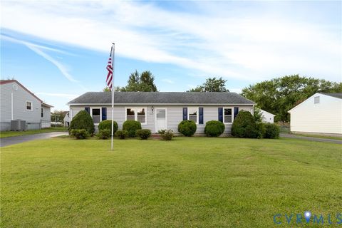 Photo of 4008 Yorktown Drive, Hopewell, VA 23860 (MLS # 2617351)