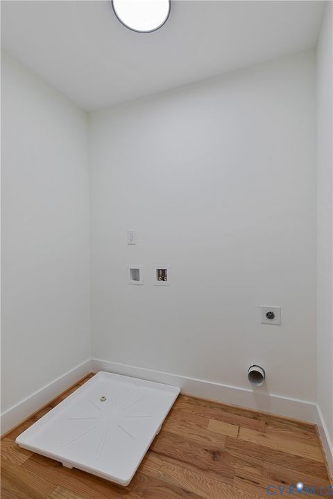 Tiny photo for 426 Hunt Avenue, Richmond, VA 23222 (MLS # 2601197)