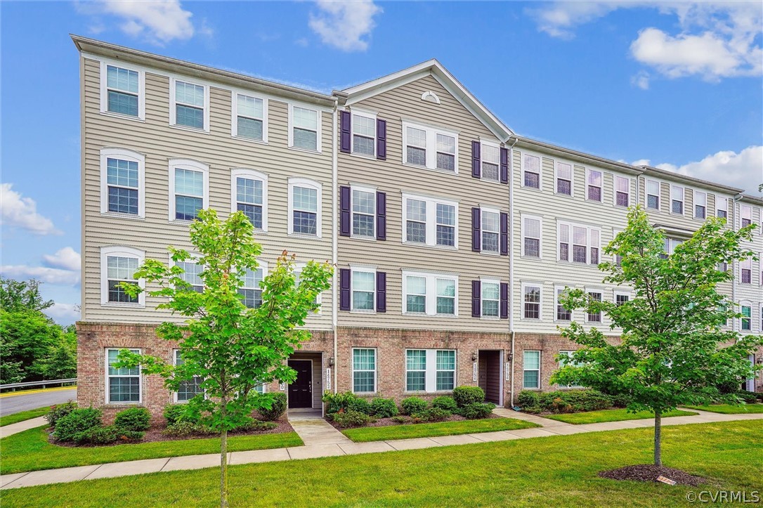 View Woodbridge, VA 22191 condo