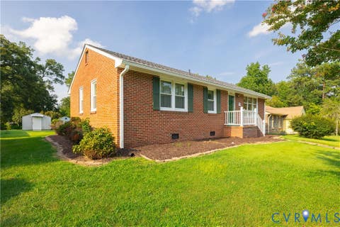 Tiny photo for 708 James Avenue, Colonial Heights, VA 23834 (MLS # 2622364)