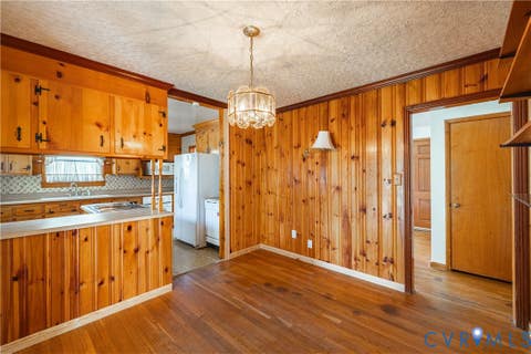 Tiny photo for 708 James Avenue, Colonial Heights, VA 23834 (MLS # 2622364)