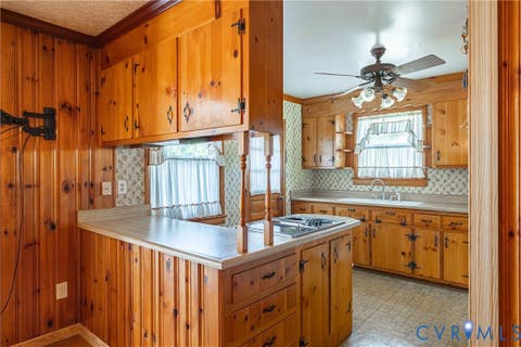 Tiny photo for 708 James Avenue, Colonial Heights, VA 23834 (MLS # 2622364)