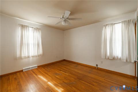 Tiny photo for 708 James Avenue, Colonial Heights, VA 23834 (MLS # 2622364)