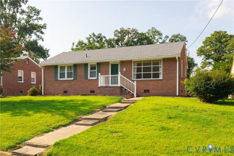 Tiny photo for 708 James Avenue, Colonial Heights, VA 23834 (MLS # 2622364)
