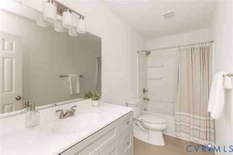 Tiny photo for 3230 Hollyglen Court, Chesterfield, VA 23112 (MLS # 2613636)