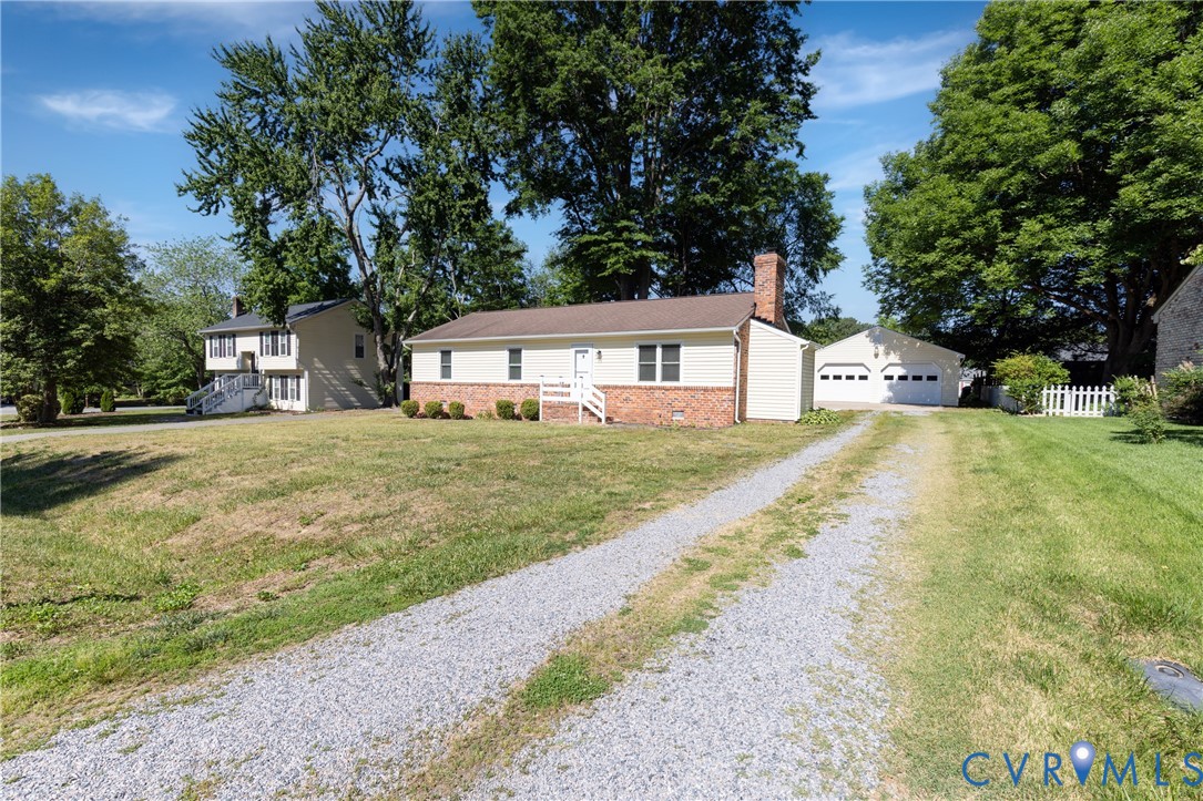 3230 Hollyglen Court