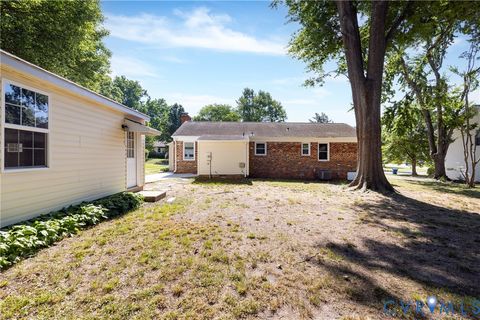 Tiny photo for 3230 Hollyglen Court, Chesterfield, VA 23112 (MLS # 2613636)