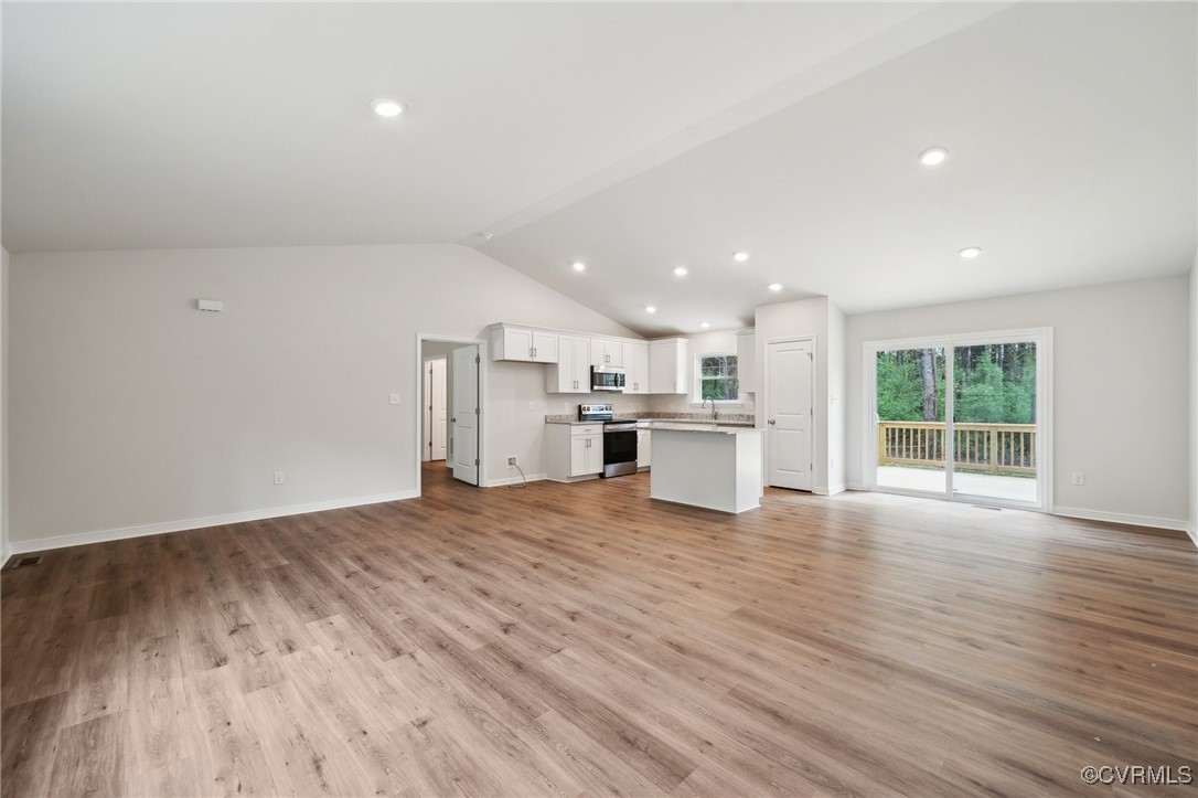 106 E Sunrise Drive