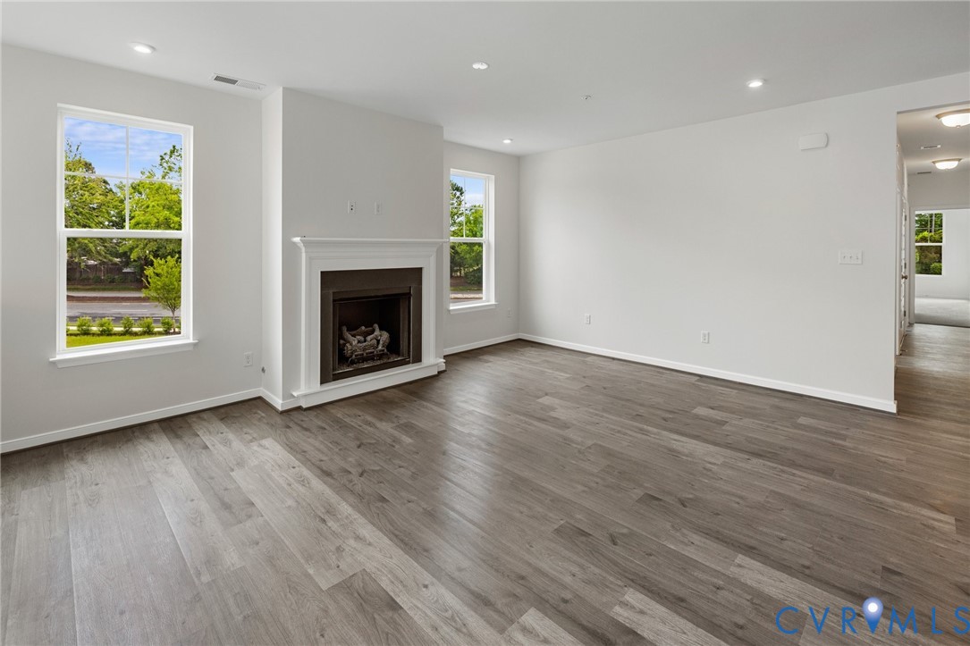 5309 Twisting Vine Lane 205