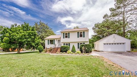 Tiny photo for 1001 Collingwood Drive, North Prince George, VA 23860 (MLS # 2616669)