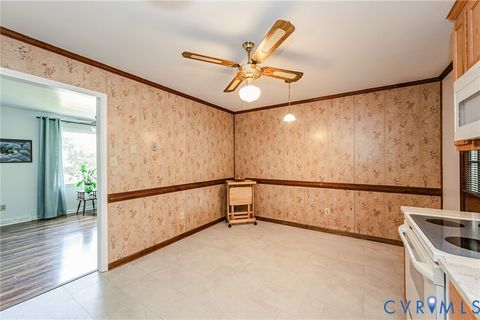 Tiny photo for 1001 Collingwood Drive, North Prince George, VA 23860 (MLS # 2616669)