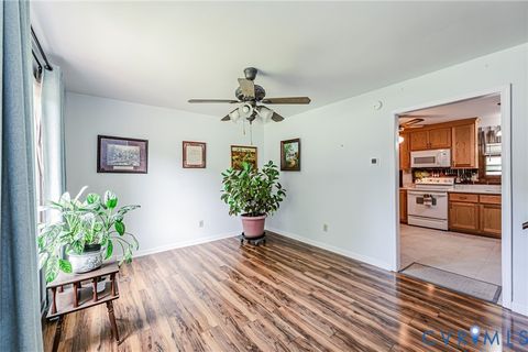 Tiny photo for 1001 Collingwood Drive, North Prince George, VA 23860 (MLS # 2616669)