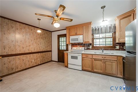 Tiny photo for 1001 Collingwood Drive, North Prince George, VA 23860 (MLS # 2616669)