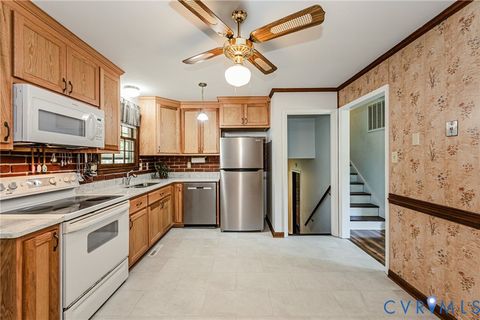 Tiny photo for 1001 Collingwood Drive, North Prince George, VA 23860 (MLS # 2616669)