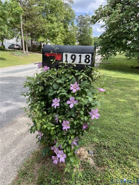 Tiny photo for 1918 Castle Glen Drive, Chesterfield, VA 23236 (MLS # 2530886)