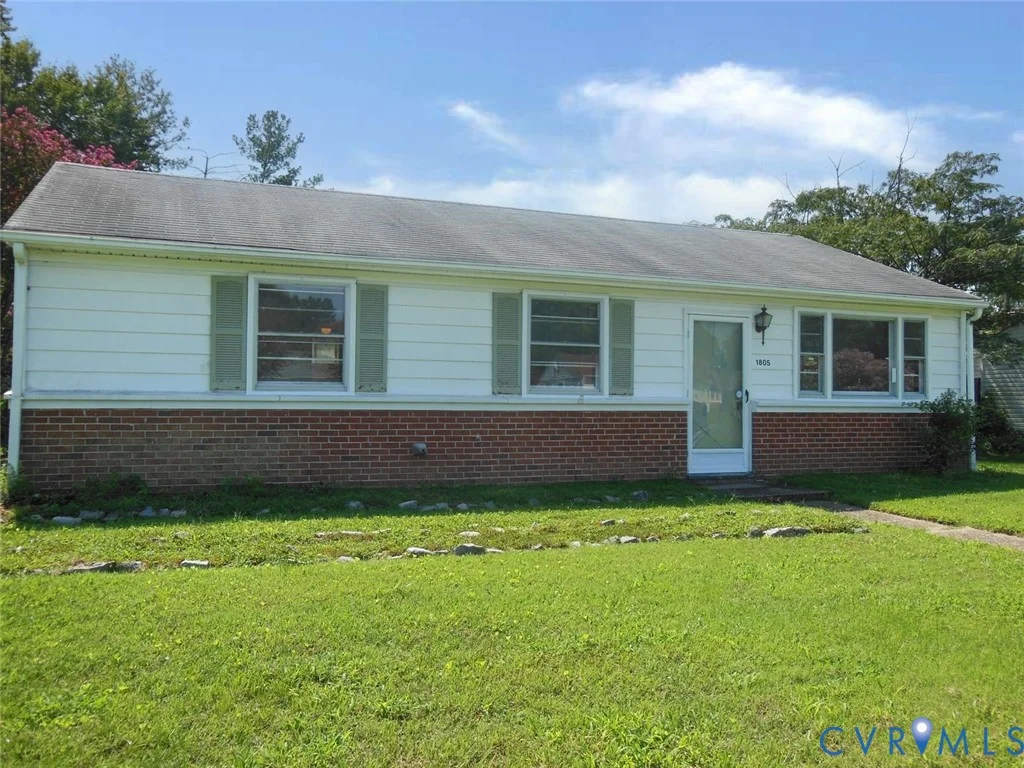 1805 Naselle Lane