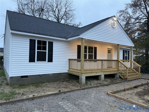 Photo of 325 Yorktown Drive, Colonial Heights, VA 23834 (MLS # 2532687)