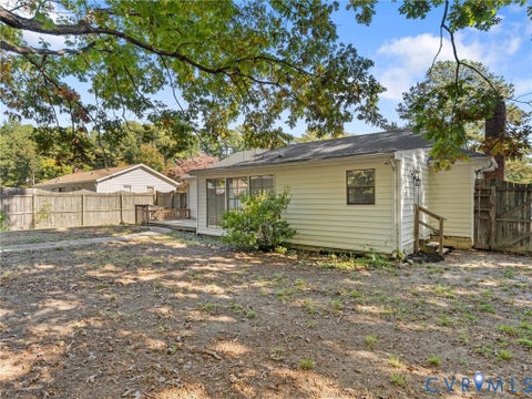 Tiny photo for 503 Briarwood Circle, North Prince George, VA 23860 (MLS # 2628933)