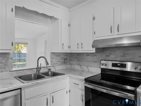 Tiny photo for 503 Briarwood Circle, North Prince George, VA 23860 (MLS # 2628933)