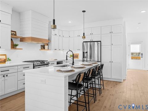 Tiny photo for 417 N 35th Street, Richmond, VA 23223 (MLS # 2602900)