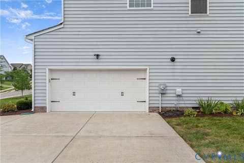 Tiny photo for 2018 James Overlook Drive, Chester, VA 23836 (MLS # 2620941)