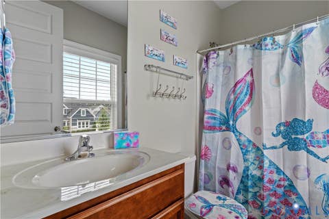 Tiny photo for 2018 James Overlook Drive, Chester, VA 23836 (MLS # 2620941)