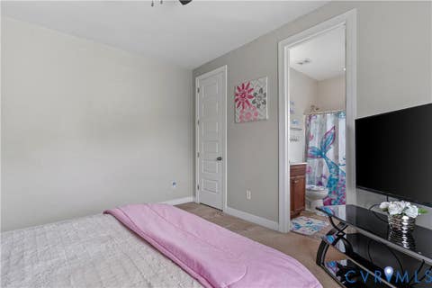 Tiny photo for 2018 James Overlook Drive, Chester, VA 23836 (MLS # 2620941)