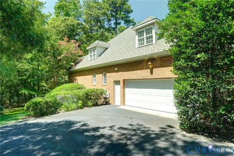 Tiny photo for 12 E Square Lane, Richmond, VA 23238 (MLS # 2615529)