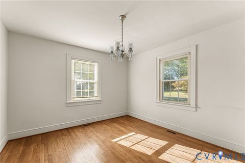 Tiny photo for 704 Essex Street, Tappahannock, VA 22560 (MLS # 2529296)