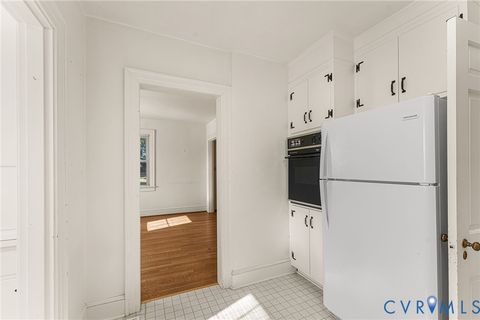 Tiny photo for 704 Essex Street, Tappahannock, VA 22560 (MLS # 2529296)