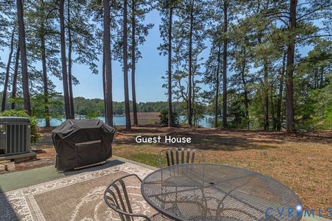 Tiny photo for 430 Harveys Neck Road RD, Wicomico Church, VA 22473 (MLS # 2613515)