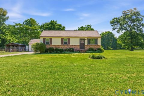 Tiny photo for 15219 Spruce Avenue, Chester, VA 23836 (MLS # 2612894)