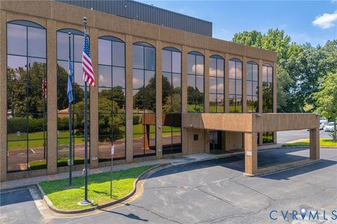 Photo of 1701 E Parham Road, Henrico, VA 23228 (MLS # 2526346)