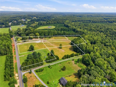 Photo of 10672 Cross County Road, Mineral, VA 23117 (MLS # 2625411)