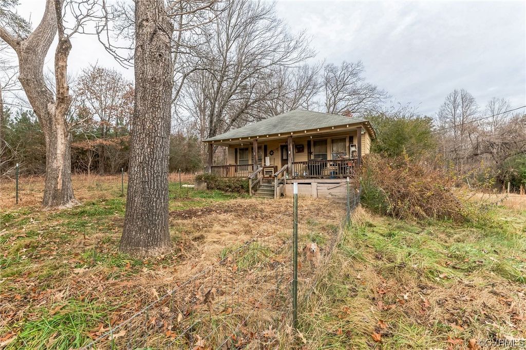 Photo for 6325 Prince Edward Highway, Prospect, VA 23960 (MLS # 2329413)
