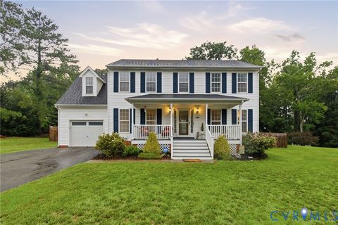 Photo of 2506 Exhall Court, Chester, VA 23831 (MLS # 2617516)
